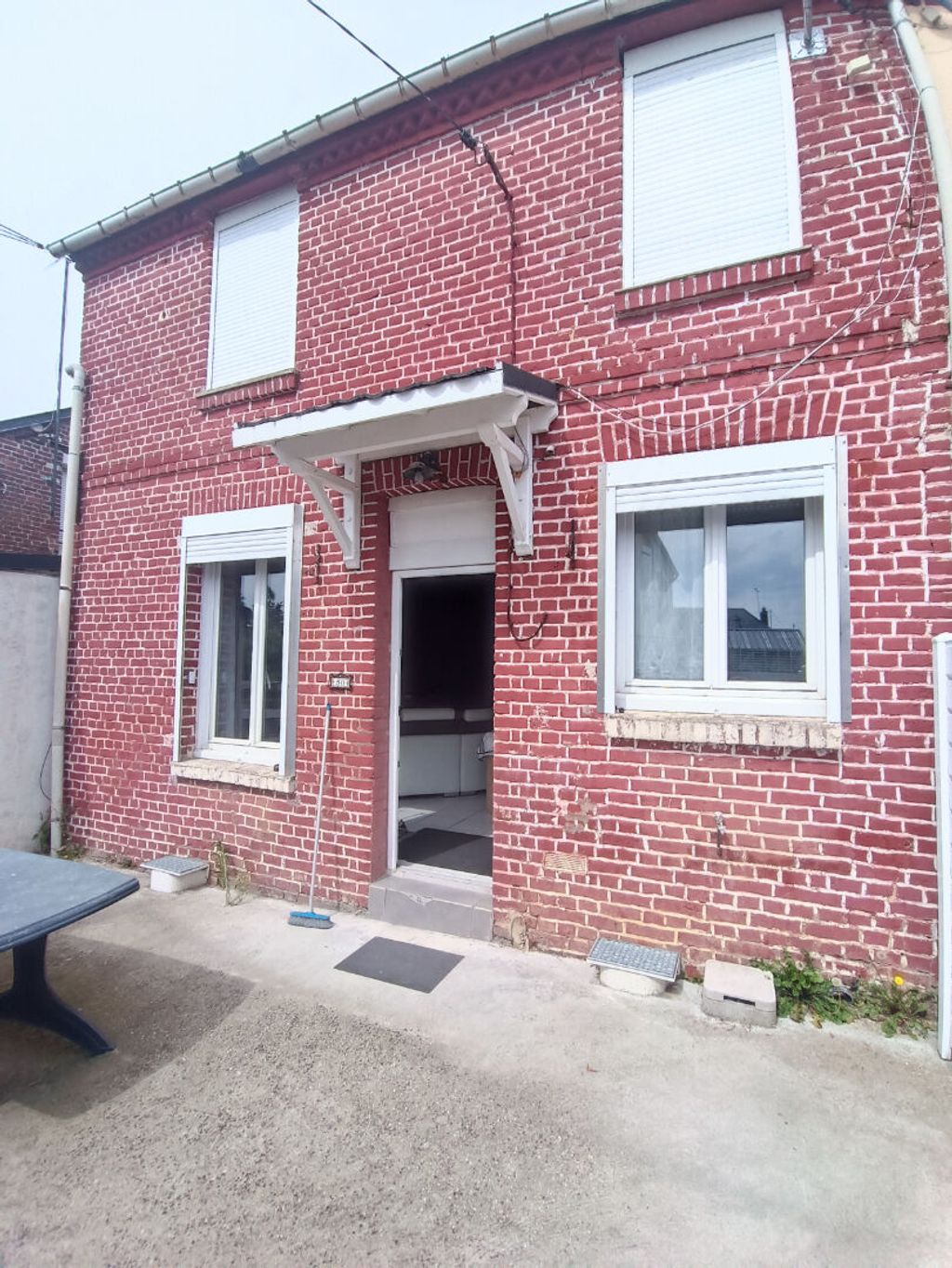 Achat maison à vendre 2 chambres 66 m² - Andeville