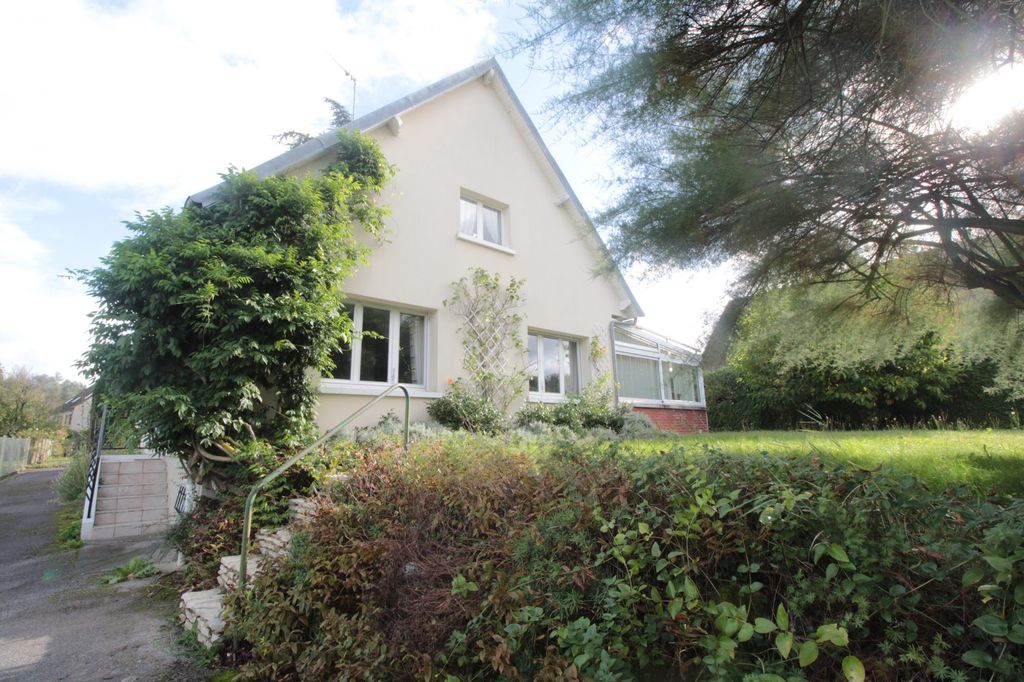 Achat maison à vendre 5 chambres 180 m² - Choisy-au-Bac