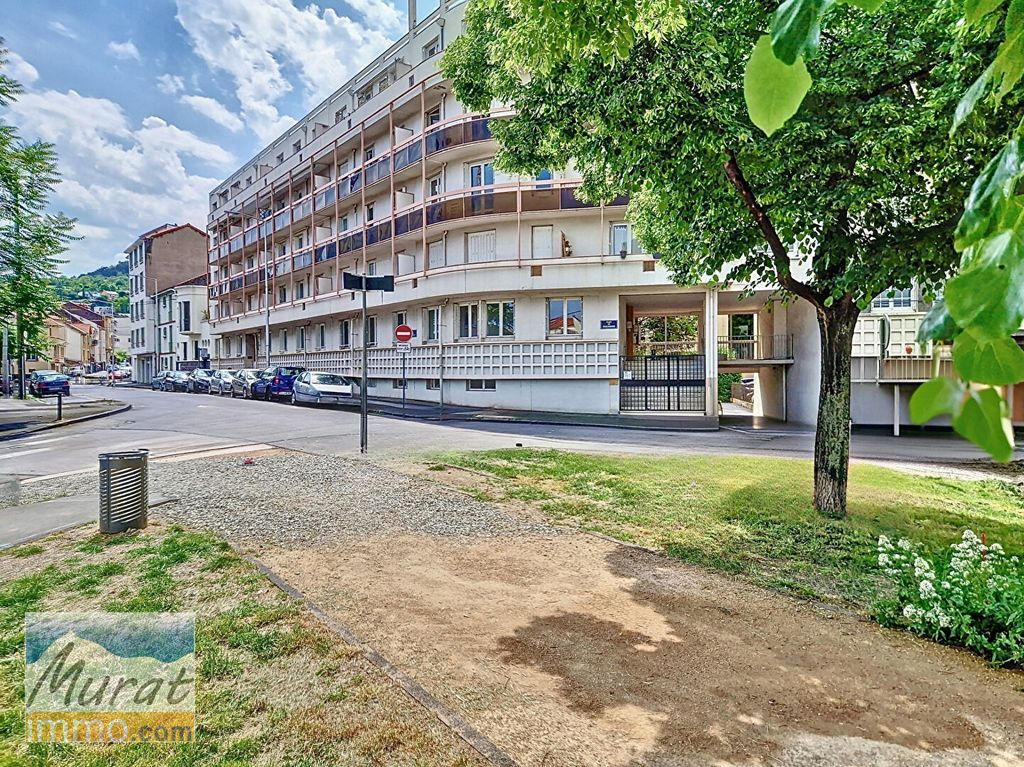 Achat appartement à vendre 4 pièces 113 m² - Clermont-Ferrand