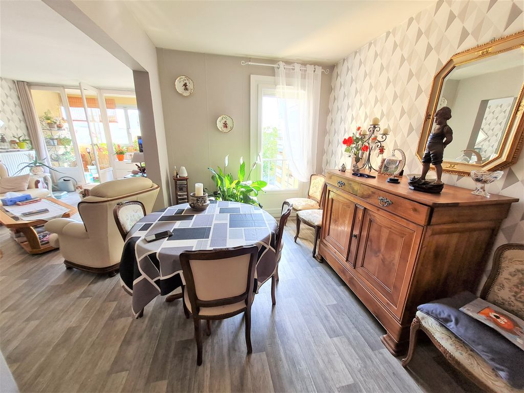 Achat appartement à vendre 5 pièces 95 m² - Compiègne