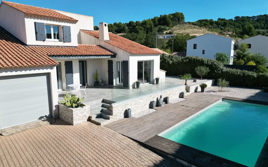 Achat maison à vendre 4 chambres 117 m² - Le Castellet