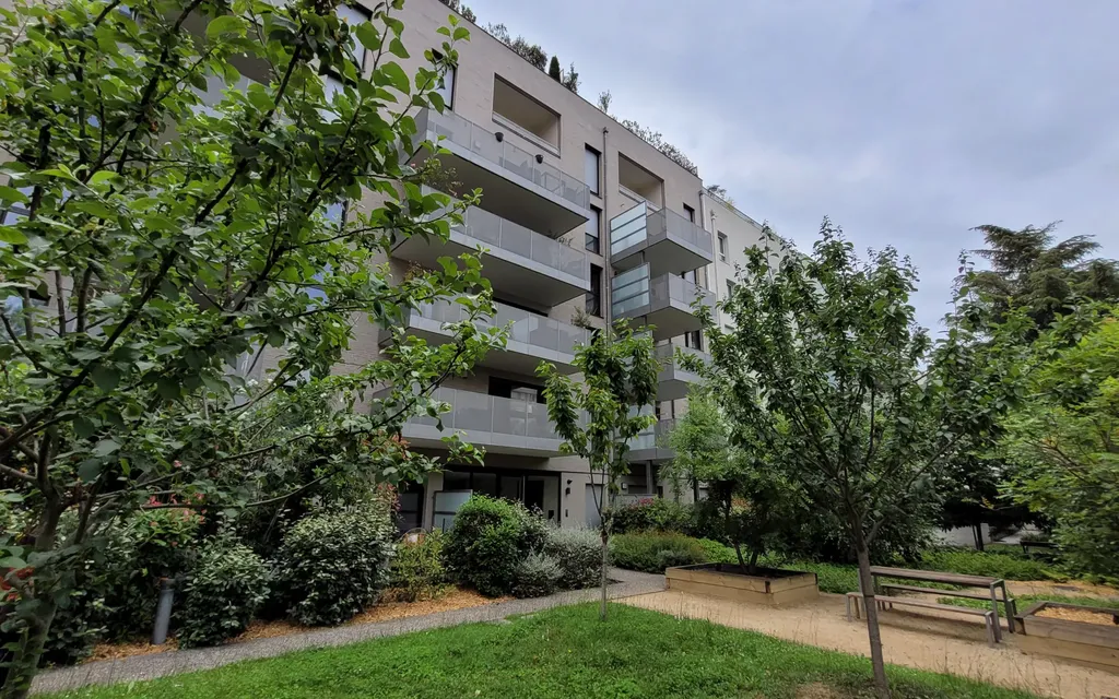 Achat appartement à vendre 3 pièces 67 m² - Villeurbanne