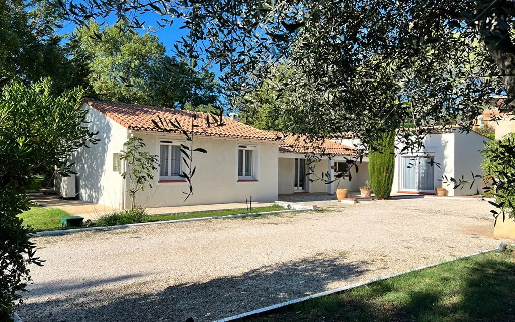 Achat maison à vendre 5 chambres 170 m² - Roquefort-les-Pins