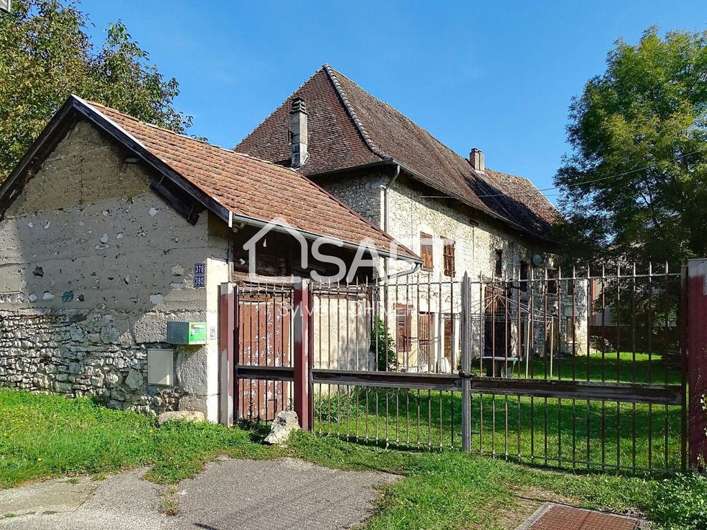 Achat maison à vendre 3 chambres 135 m² - Morestel