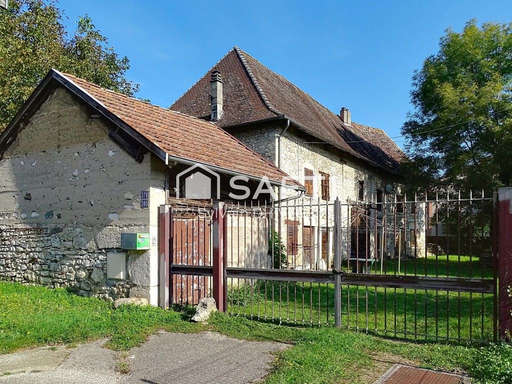 Achat maison à vendre 3 chambres 135 m² - Morestel