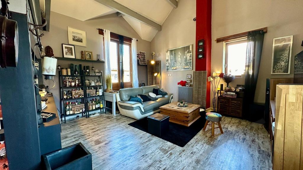 Achat maison à vendre 3 chambres 147 m² - Bouvesse-Quirieu