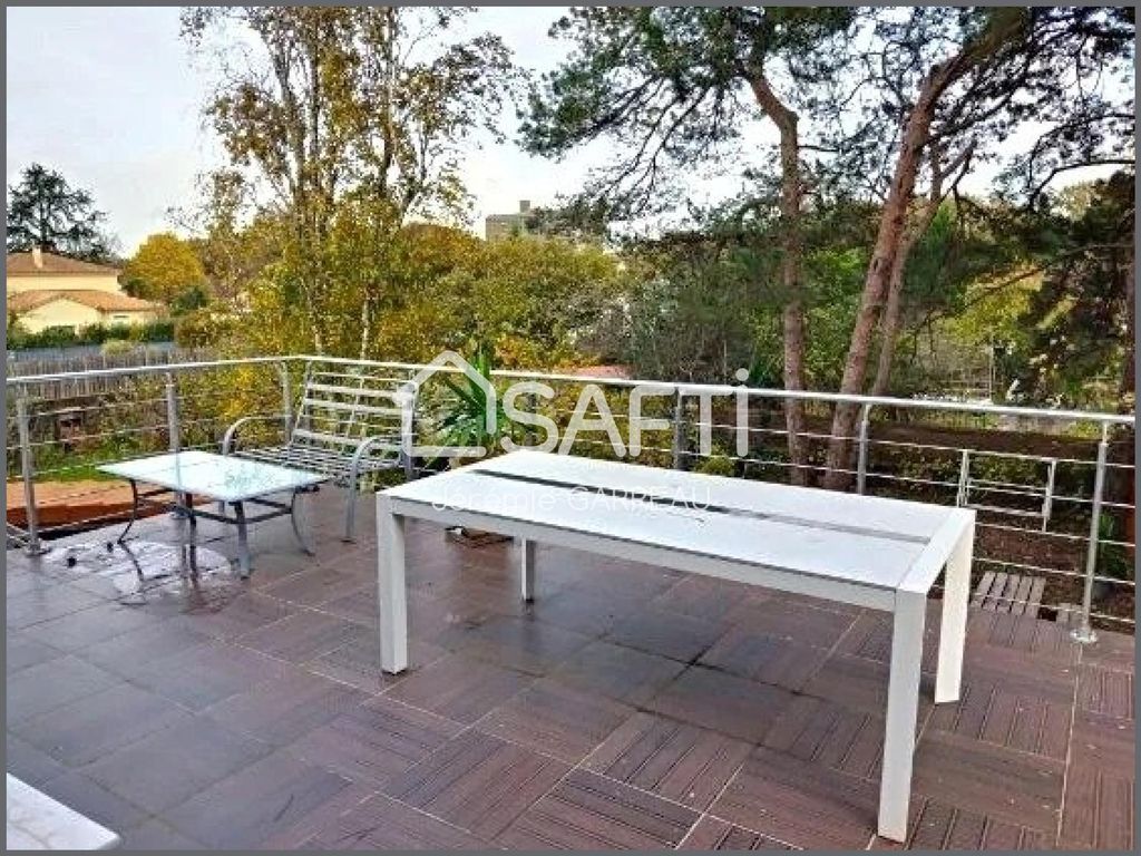 Achat maison à vendre 4 chambres 134 m² - Bouguenais