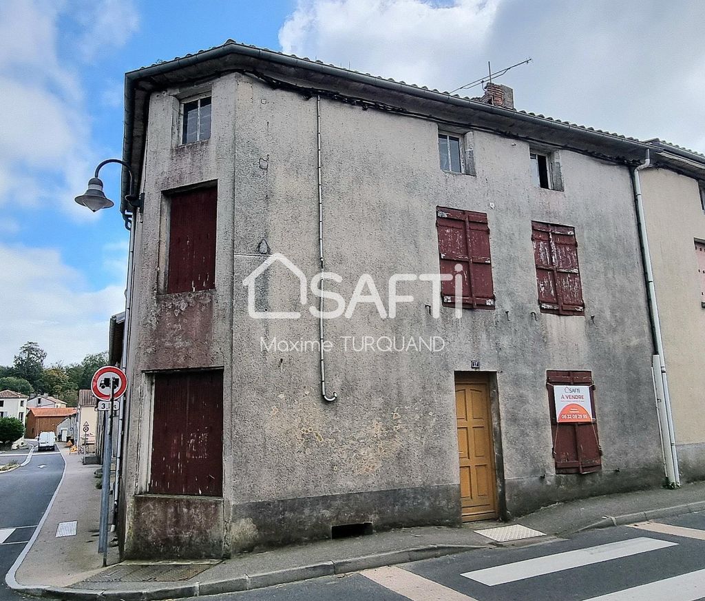 Achat maison à vendre 4 chambres 141 m² - La Forêt-sur-Sèvre