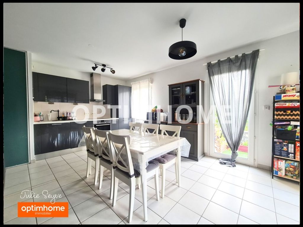 Achat appartement à vendre 3 pièces 67 m² - Cessy