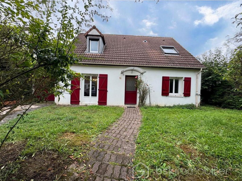 Achat maison à vendre 5 chambres 118 m² - Sucy-en-Brie