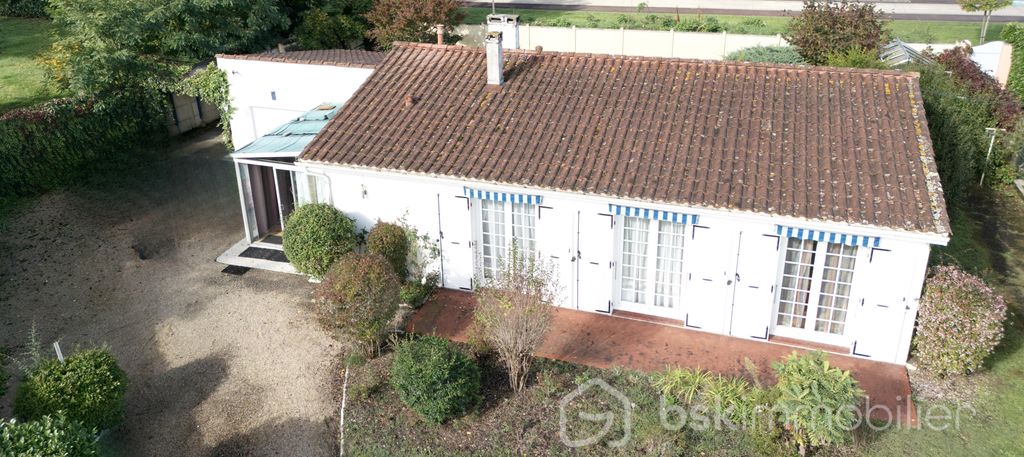 Achat maison à vendre 4 chambres 105 m² - Villenave-d'Ornon