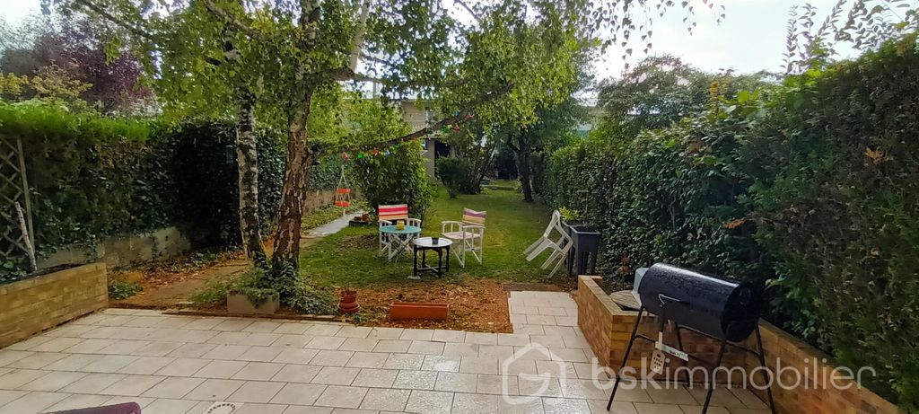 Achat maison à vendre 3 chambres 92 m² - Bourges