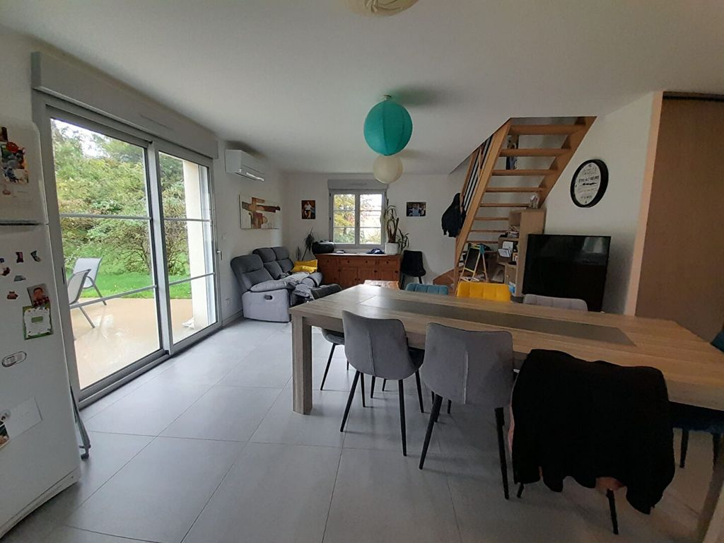 Achat maison à vendre 3 chambres 82 m² - Montrond