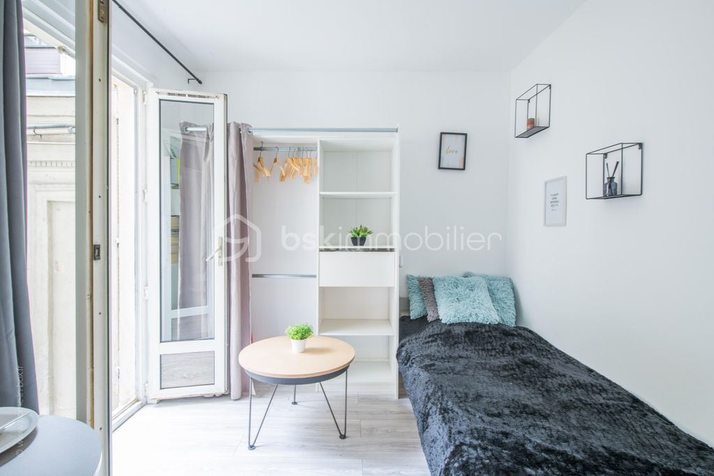 Achat studio à vendre 10 m² - Paris 18ème arrondissement