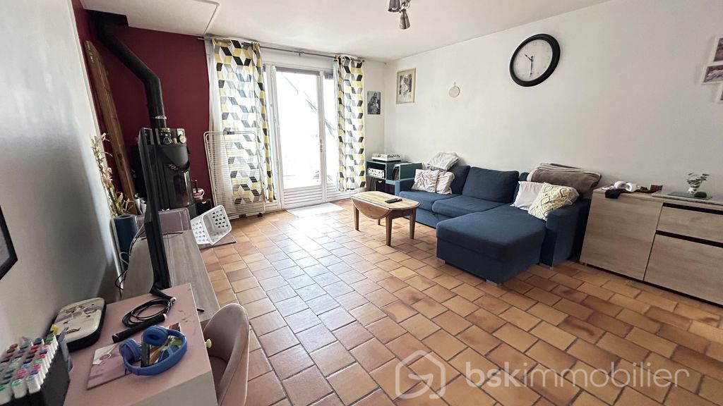 Achat maison à vendre 3 chambres 173 m² - Six-Fours-les-Plages