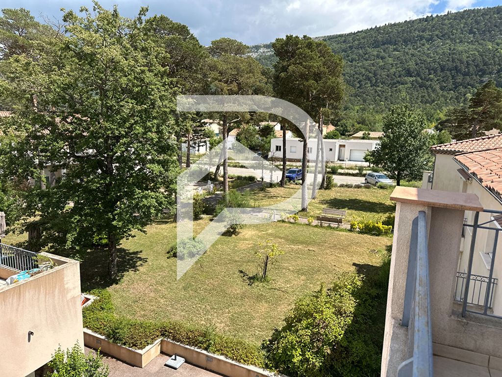 Achat appartement à vendre 2 pièces 44 m² - Plan-d'Aups-Sainte-Baume