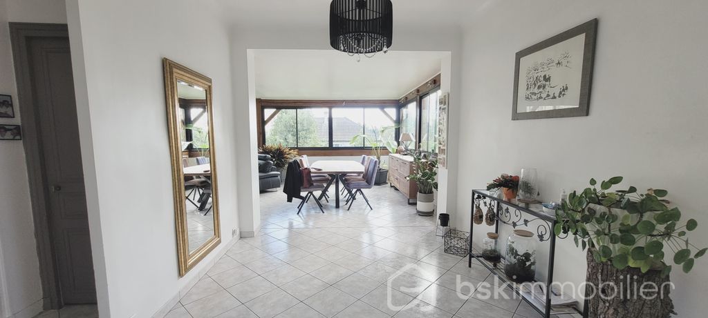 Achat maison à vendre 4 chambres 125 m² - Ormesson-sur-Marne