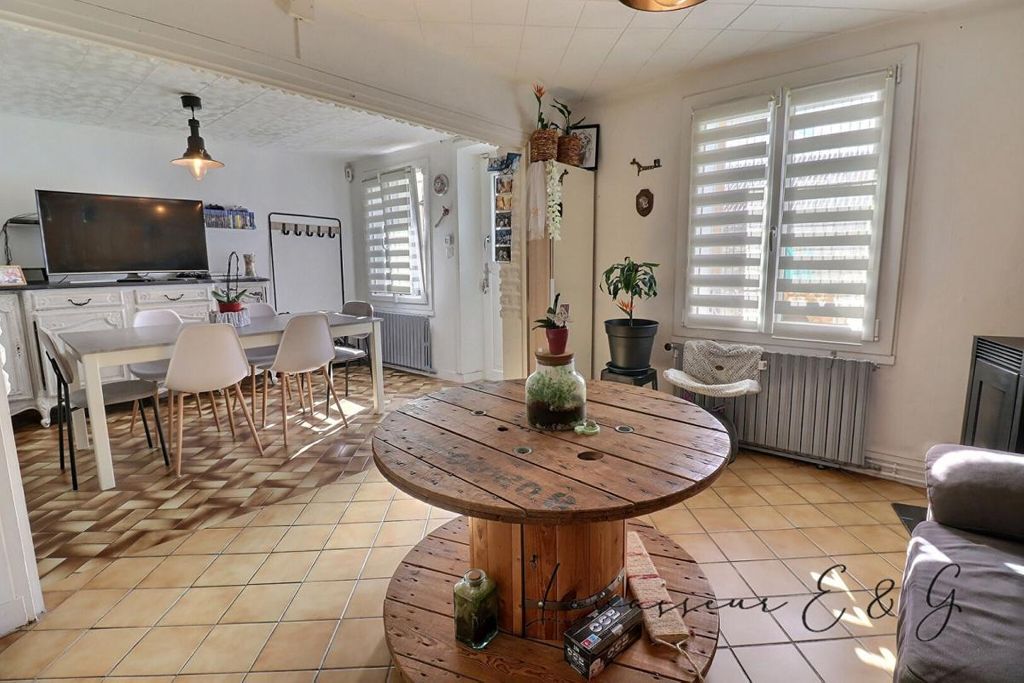 Achat maison à vendre 3 chambres 90 m² - Pont-Sainte-Maxence