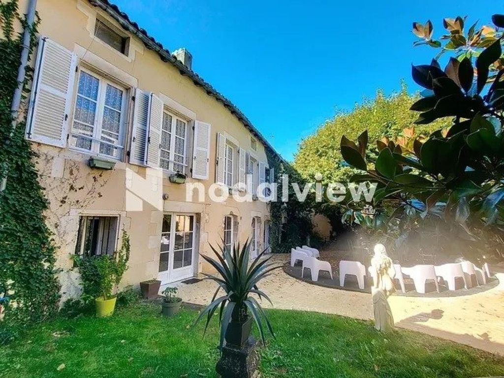 Achat maison à vendre 7 chambres 485 m² - Chauvigny