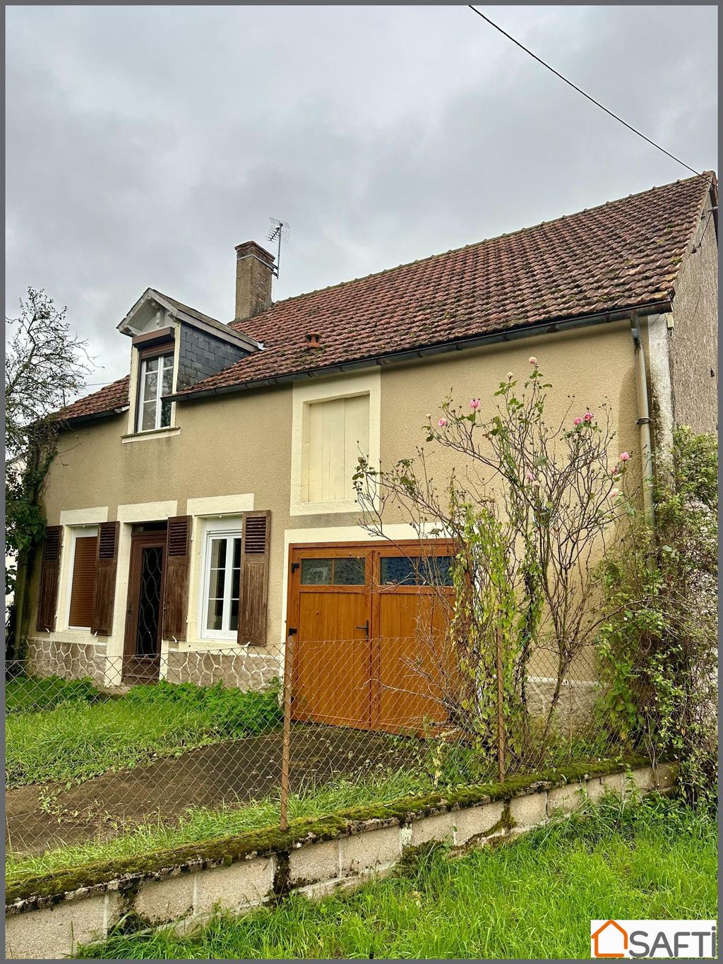 Achat maison à vendre 2 chambres 74 m² - Châtillon-en-Bazois