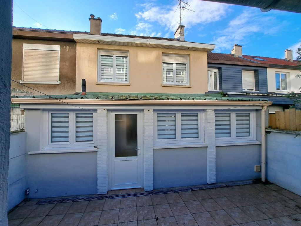 Achat maison à vendre 3 chambres 92 m² - Dunkerque