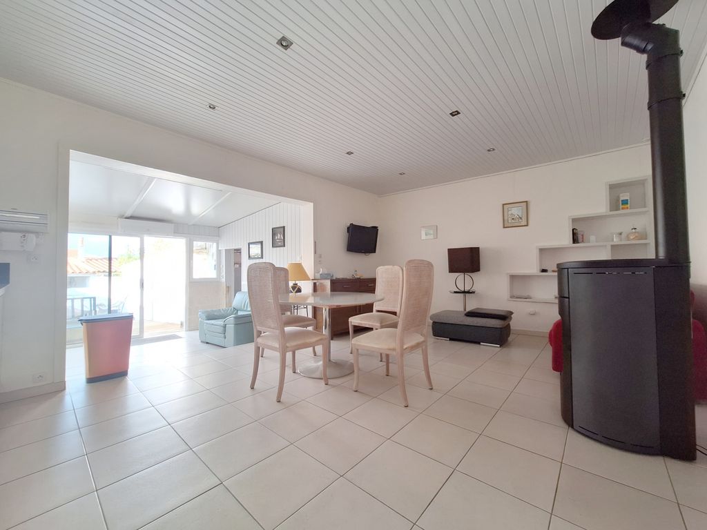 Achat maison à vendre 2 chambres 72 m² - Les Sables-d'Olonne