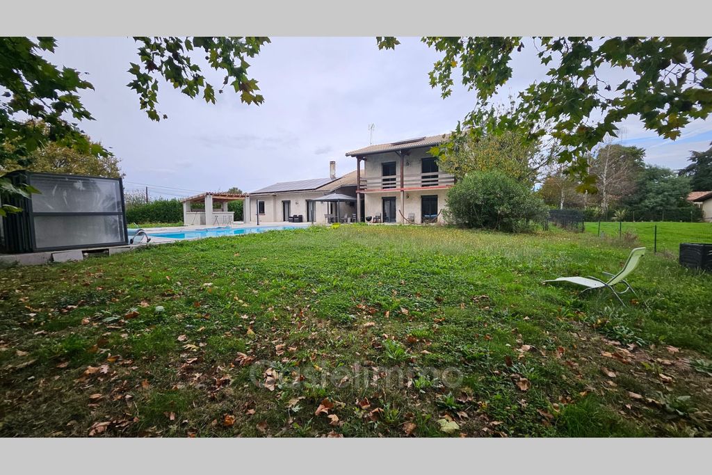 Achat maison à vendre 4 chambres 200 m² - Castelsarrasin