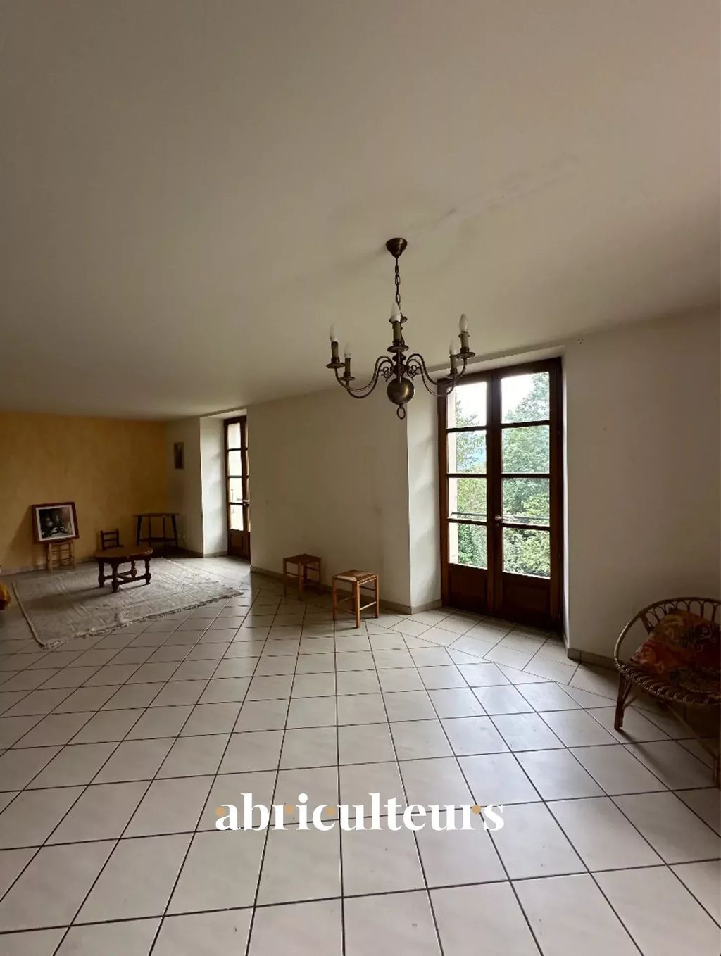 Achat maison à vendre 4 chambres 155 m² - Saint-Vincent-de-Mercuze