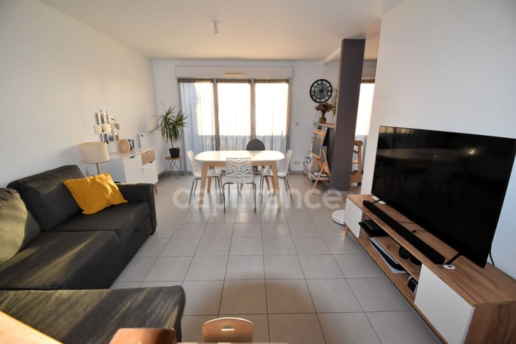 Achat maison à vendre 2 chambres 62 m² - Neuville-en-Ferrain