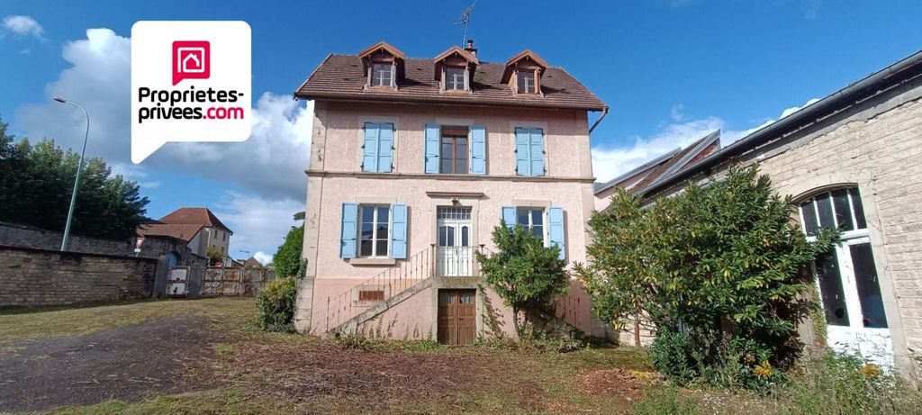 Achat maison à vendre 4 chambres 150 m² - Luxeuil-les-Bains