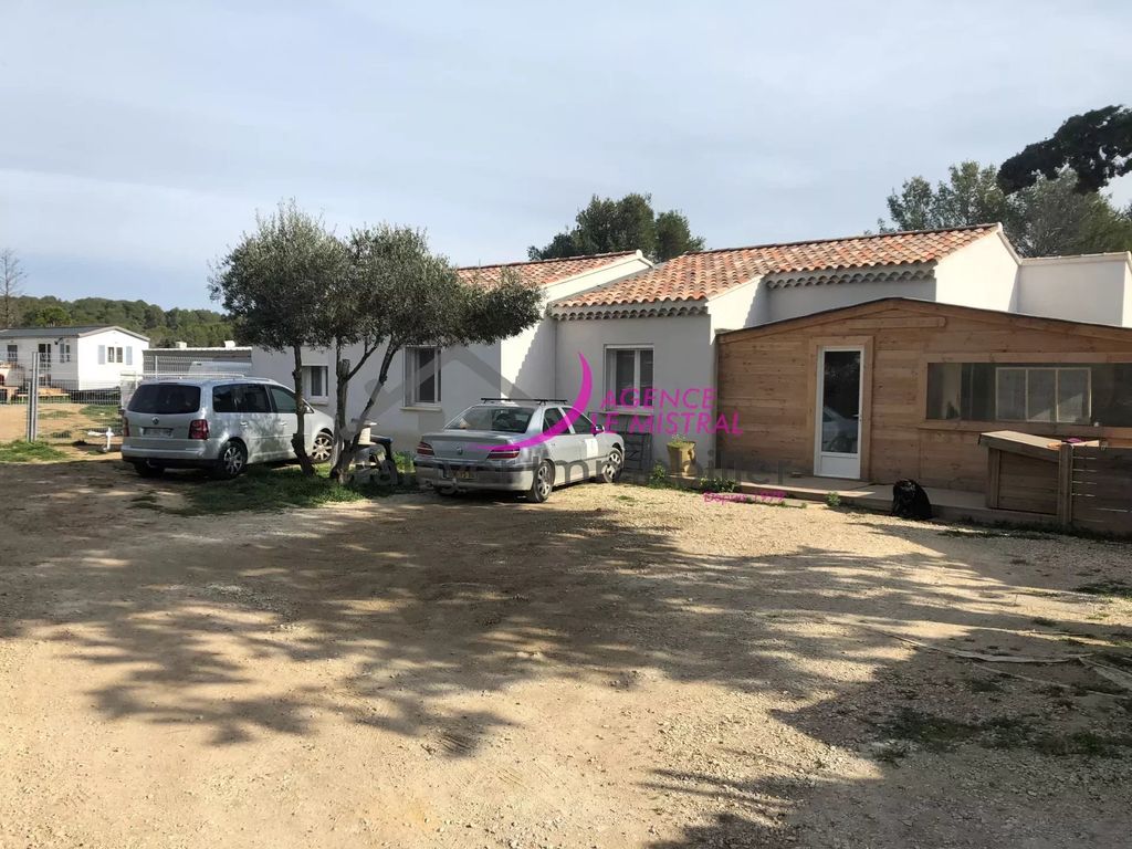 Achat maison à vendre 3 chambres 115 m² - Villeneuve-lès-Avignon