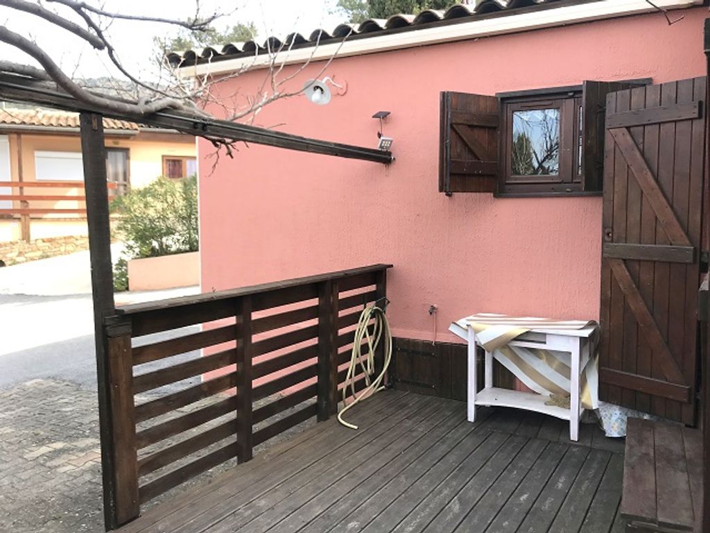 Achat maison à vendre 2 chambres 45 m² - Bormes-les-Mimosas