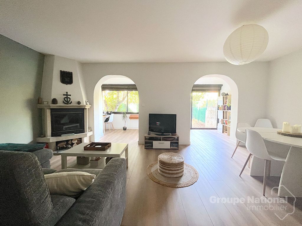 Achat maison à vendre 3 chambres 105 m² - L'Isle-sur-la-Sorgue