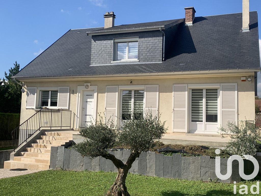 Achat maison à vendre 5 chambres 219 m² - Noyon