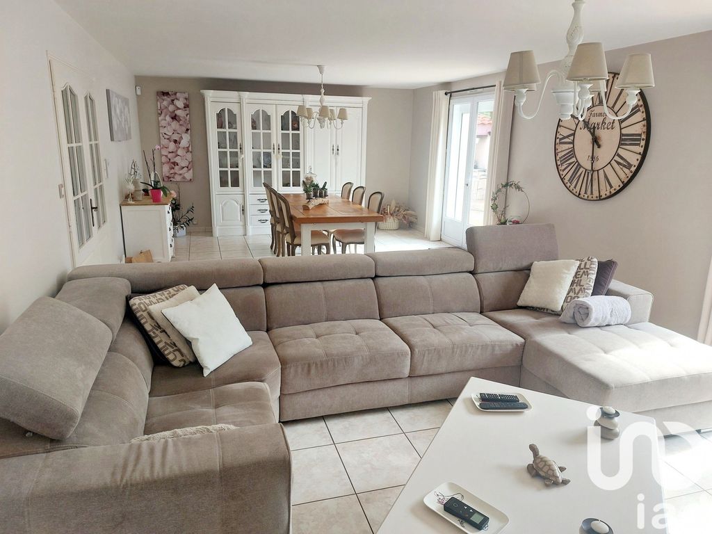 Achat maison à vendre 3 chambres 135 m² - Givrand