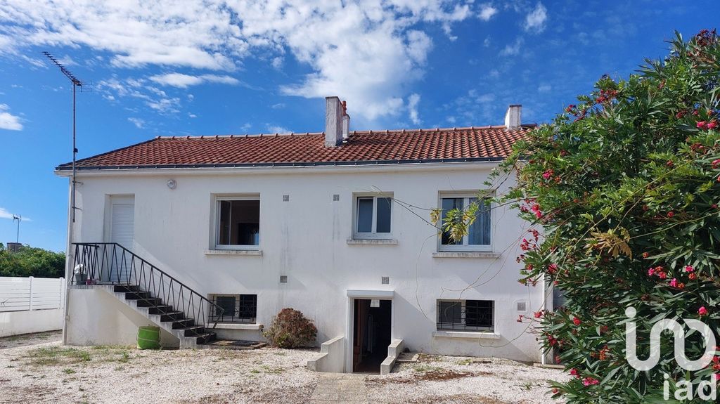 Achat maison à vendre 3 chambres 94 m² - Coëx