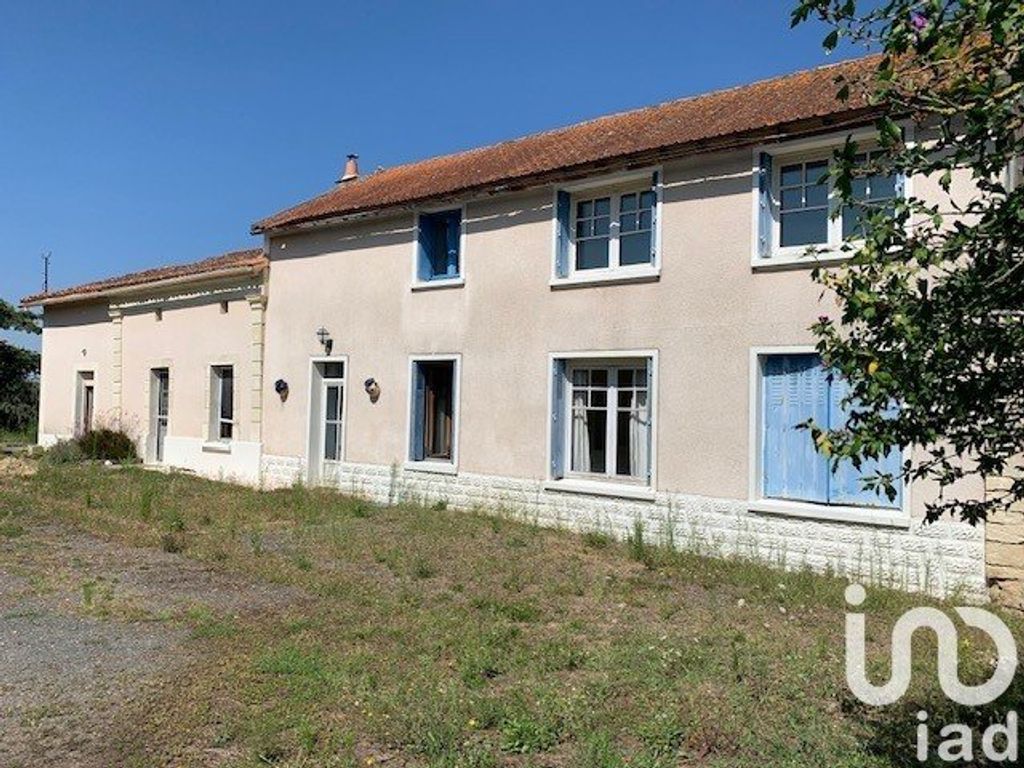 Achat maison à vendre 5 chambres 166 m² - Montreuil-Bellay