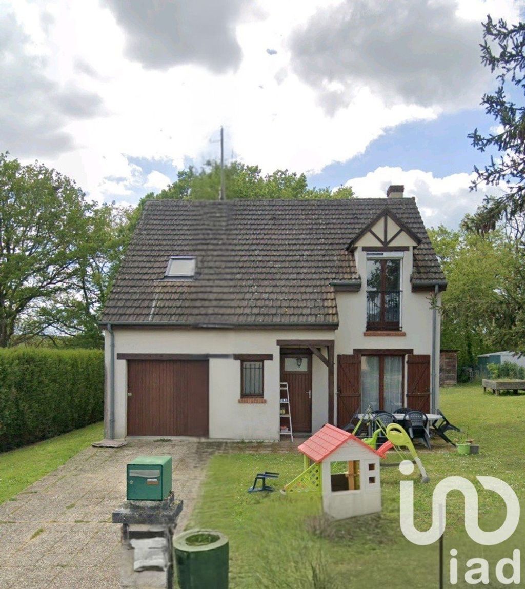 Achat maison à vendre 3 chambres 90 m² - Savigny-en-Sancerre