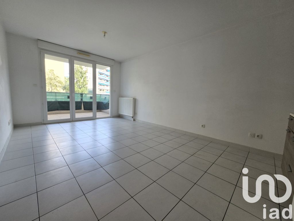 Achat appartement à vendre 3 pièces 56 m² - Toulon