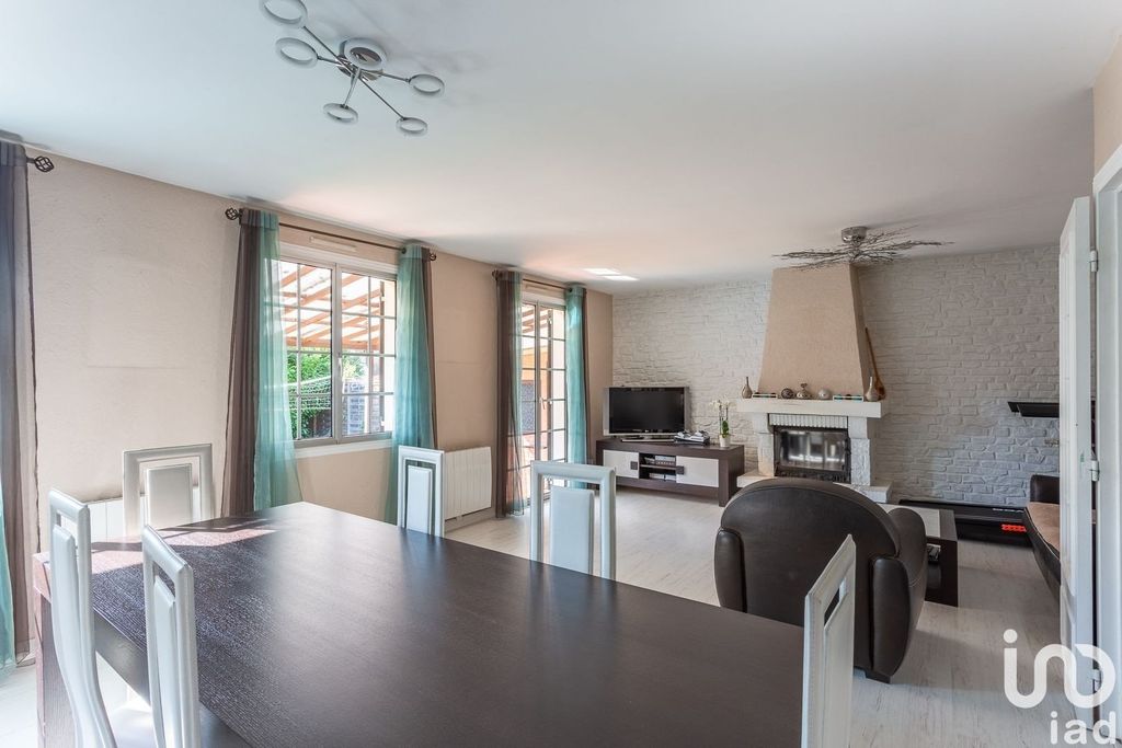 Achat maison à vendre 3 chambres 129 m² - Savigny-sur-Orge