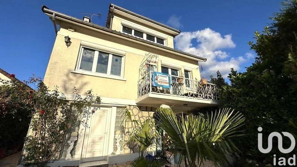 Achat maison à vendre 5 chambres 150 m² - Ormesson-sur-Marne