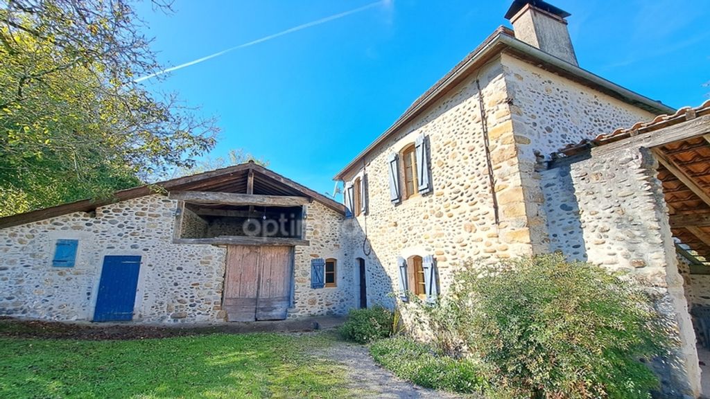 Achat maison à vendre 2 chambres 120 m² - Salies-de-Béarn