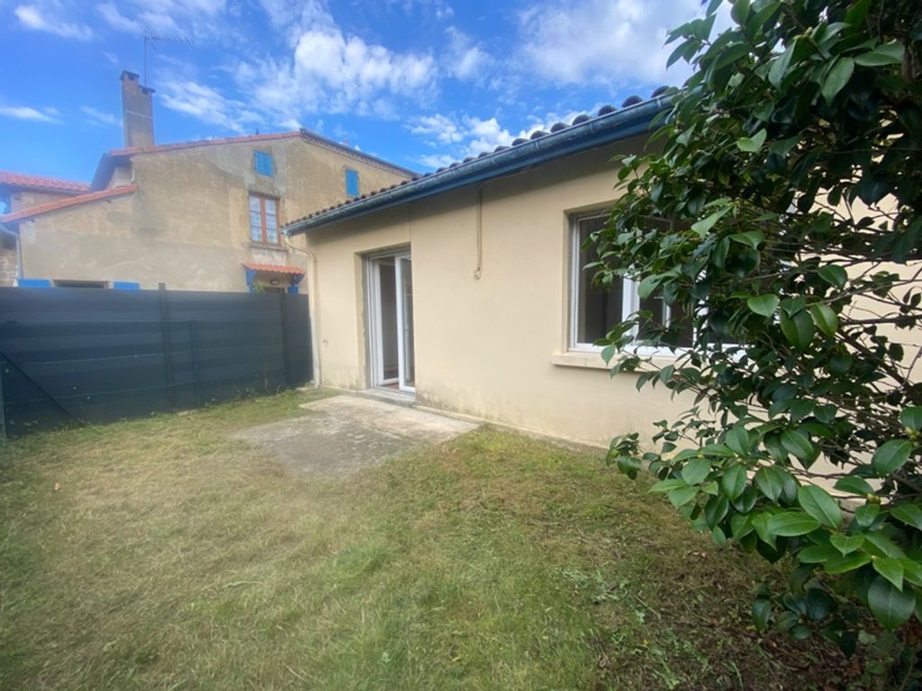 Achat maison à vendre 2 chambres 81 m² - Aire-sur-l'Adour