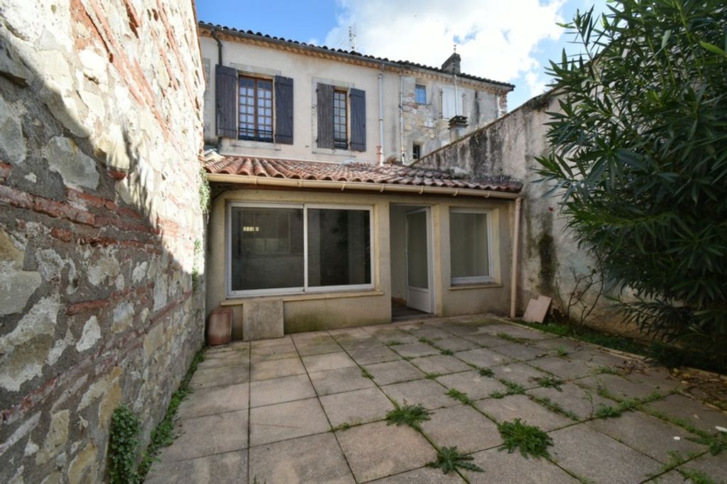 Achat maison à vendre 3 chambres 158 m² - Villeneuve-sur-Lot