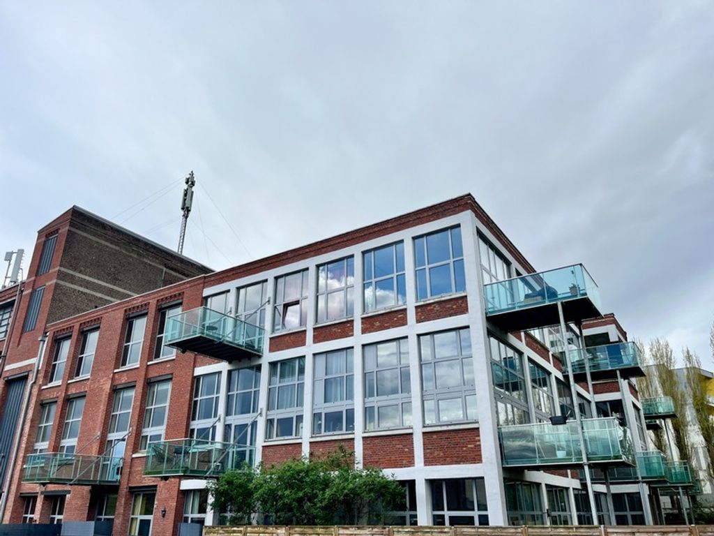 Achat loft à vendre 1 pièce 75 m² - Lille