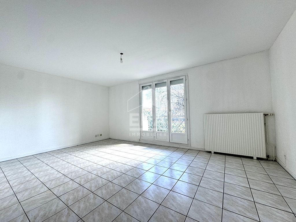 Achat appartement à vendre 3 pièces 66 m² - Évry