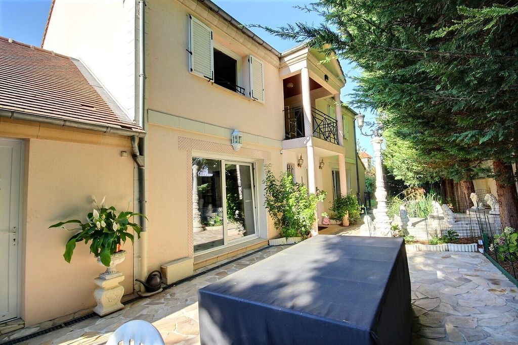 Achat maison à vendre 5 chambres 160 m² - Wissous