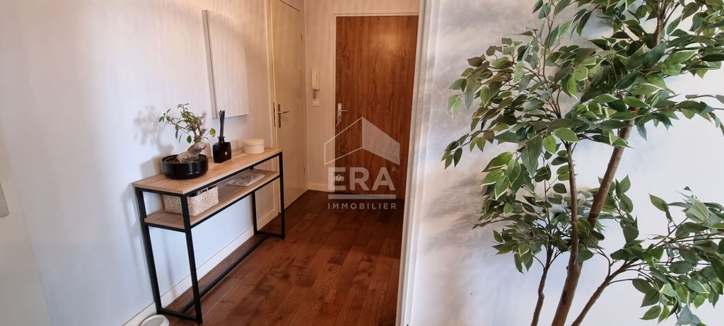 Achat appartement à vendre 3 pièces 60 m² - Neuilly-sur-Marne