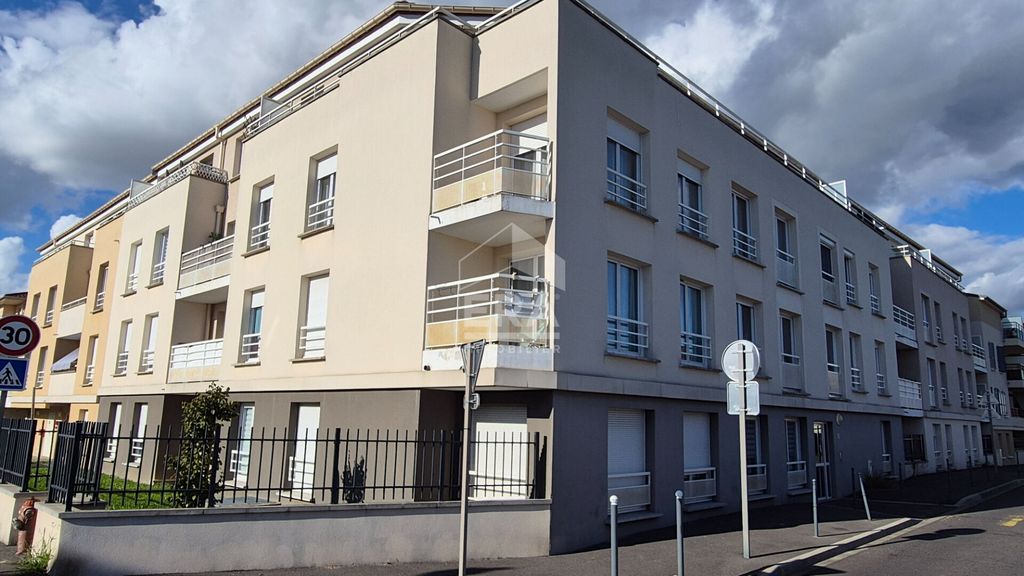 Achat appartement à vendre 2 pièces 42 m² - Brie-Comte-Robert