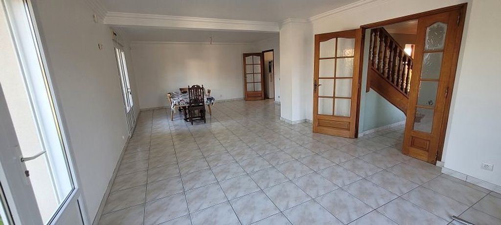 Achat maison à vendre 5 chambres 230 m² - La Chaussée-sur-Marne